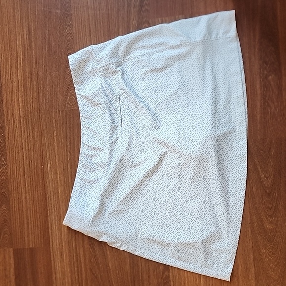 Puma skort size L - Picture 5 of 7